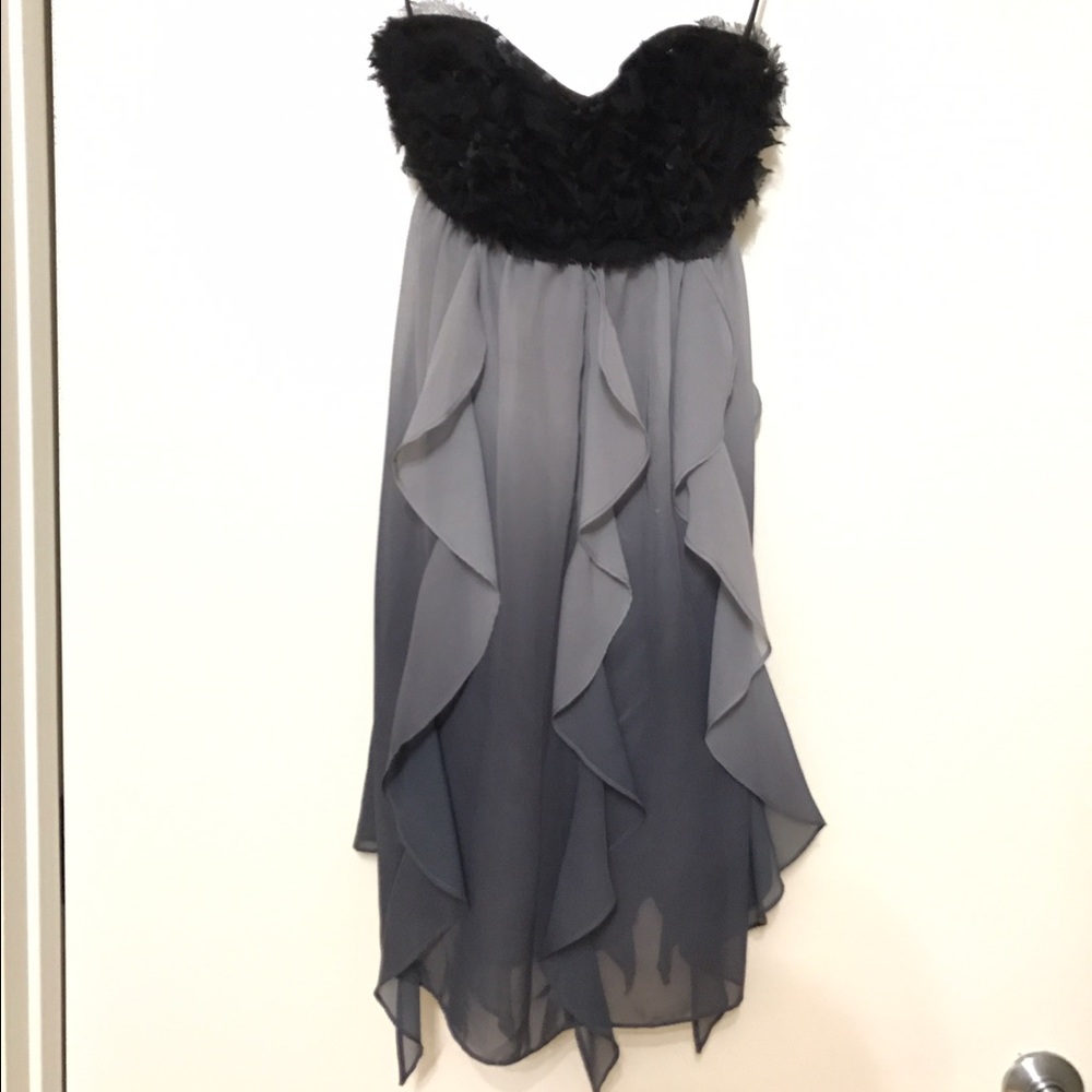 Gorgeous LaRok Flowy chiffon dress! 😍