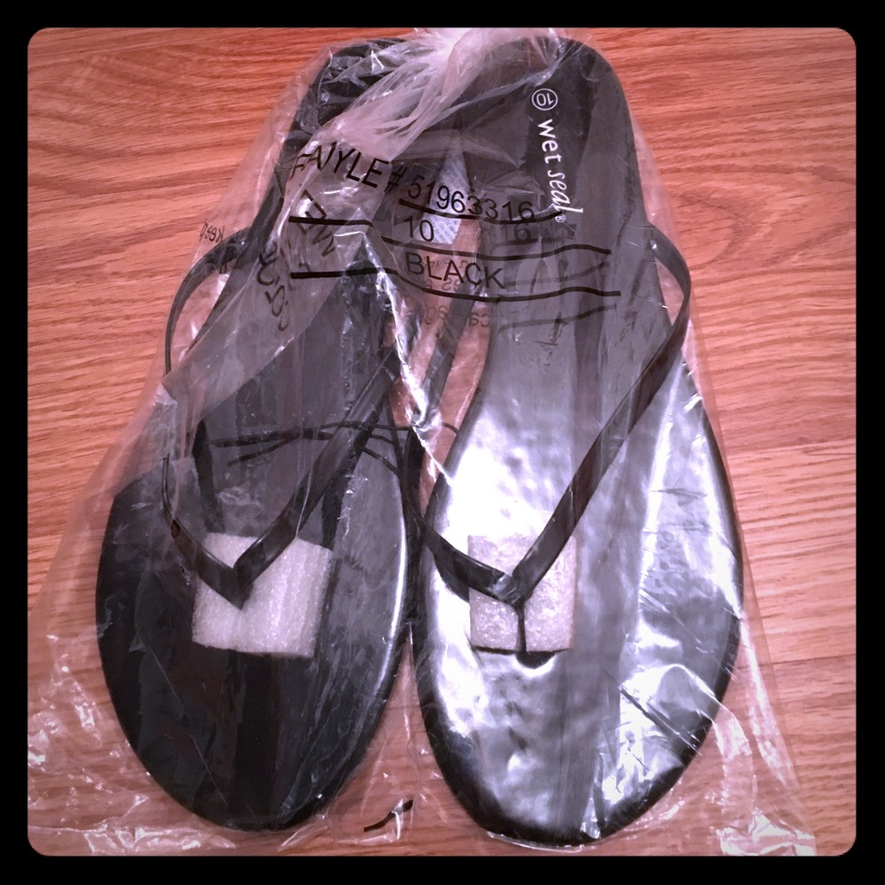 Flip flops