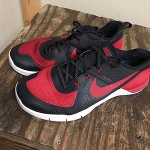 Nike Metcon 1 Banned Colorway