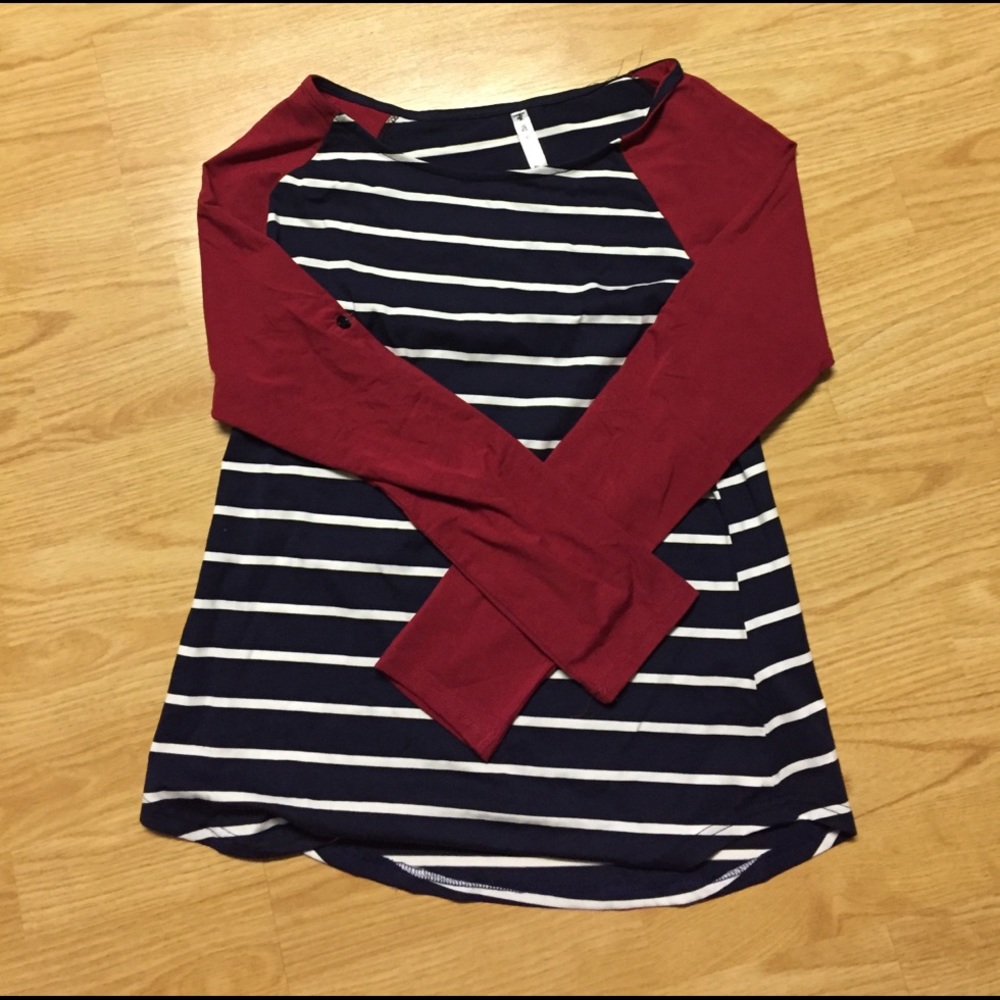 Cute long sleeves or 3/4 length tee