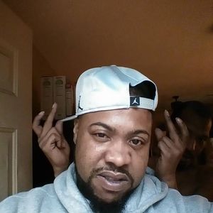 Meet your Posher, Mac mouk