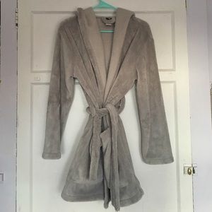 Grey robe