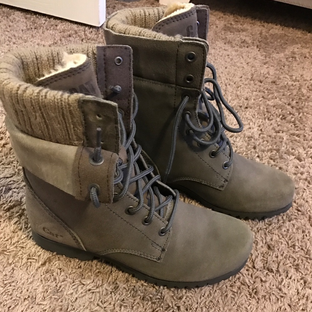 Combat boots