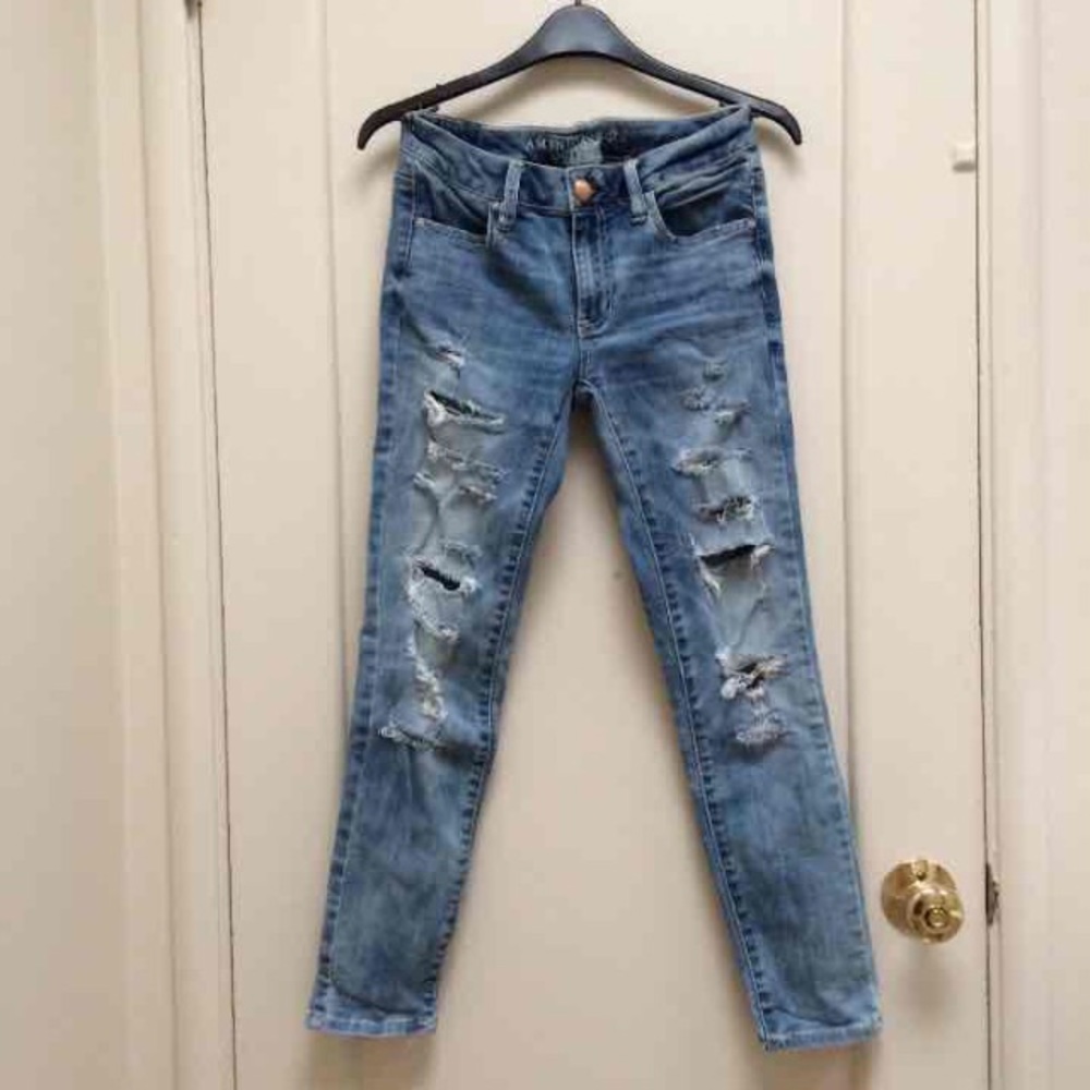 AEO Denim X Distressed Jegging Ankle 2R