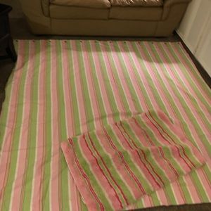 Pottery barn kids shower curtain & bath mat