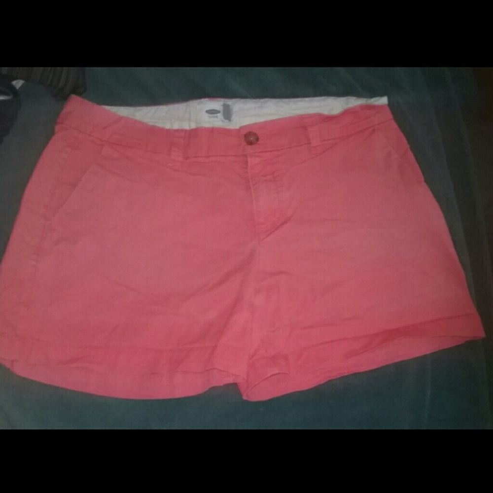Coral shorts