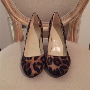 Marc Fisher Leopard pumps