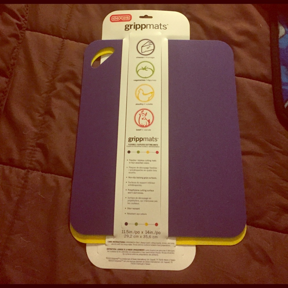 Grip mats.