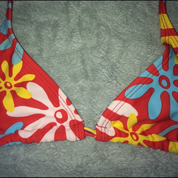 BRAZILIAN BIKINI TWO FLORAL TOPS - Picture 2 of 3