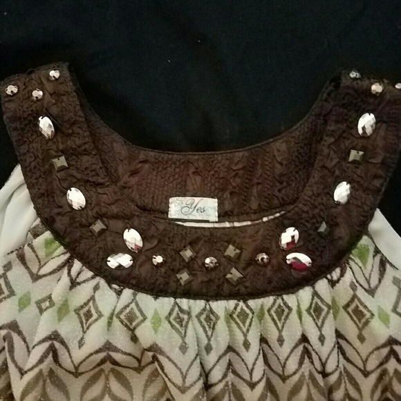 Yes Tops - *Adorable, Sparkly Patterened Tank* Yes Tops - *Adorable, Sparkly Patterened Tank*