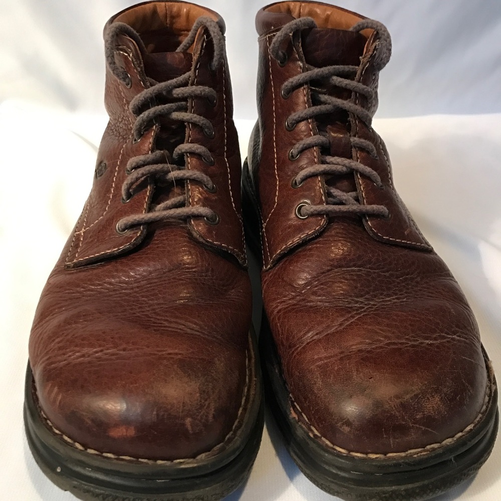 Born M5122 Brown Boot