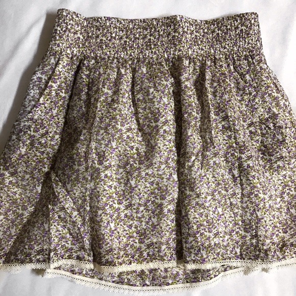 ✨ Buy 2, Get 1 Free✨NEW! High Waisted Floral Skirt - Picture 1 of 4