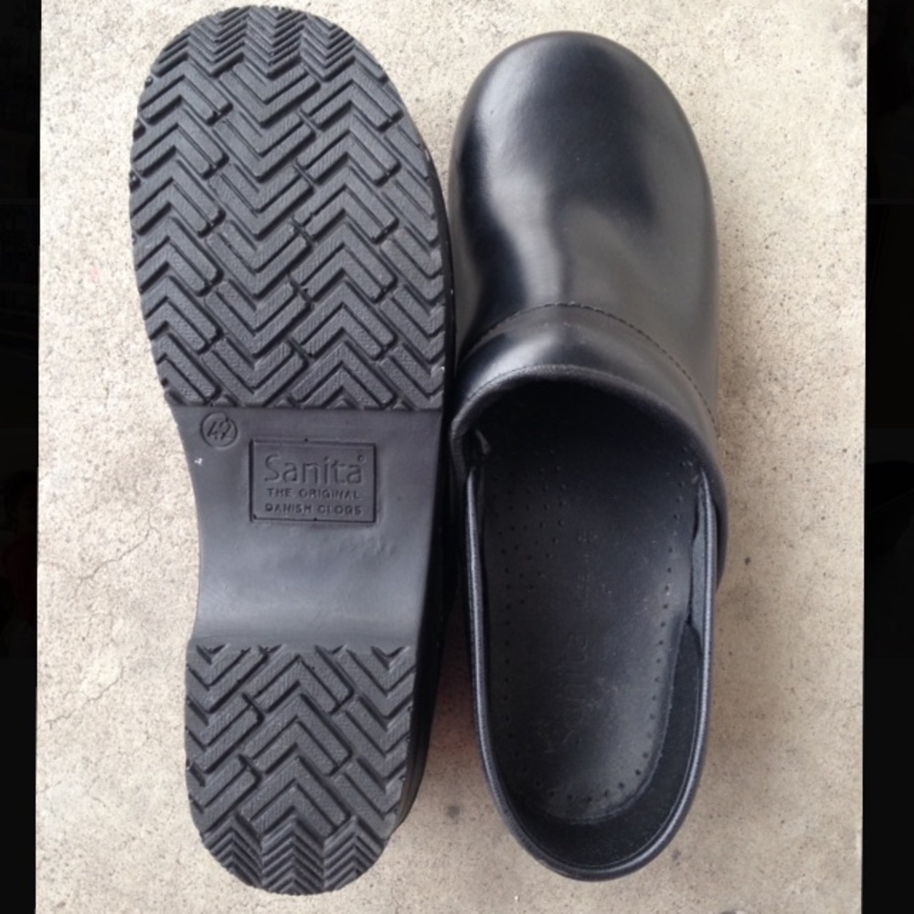 Sanita Clogs
