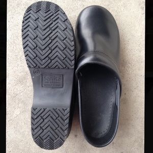 Sanita Clogs