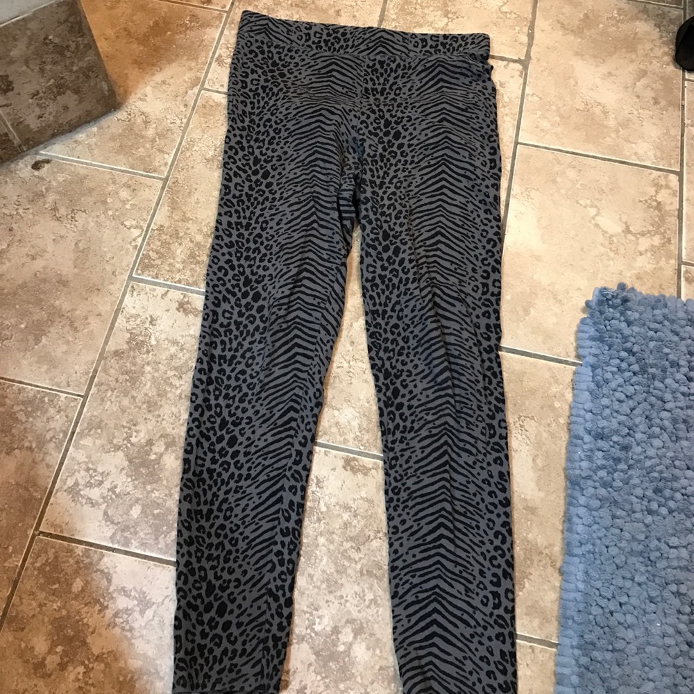 Victoria's Secret Pink leggings