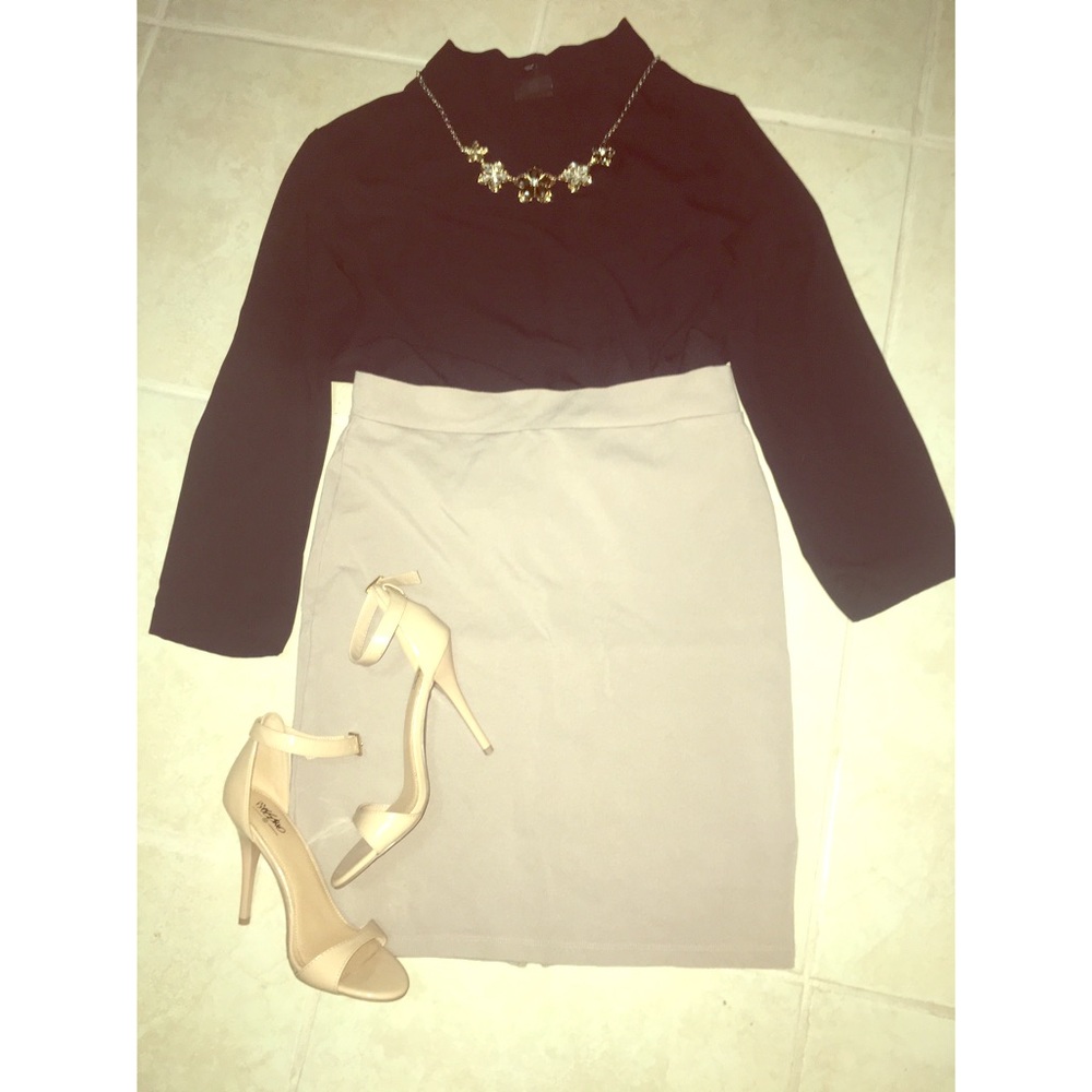 Charlotte Russe X-large pencil skirt