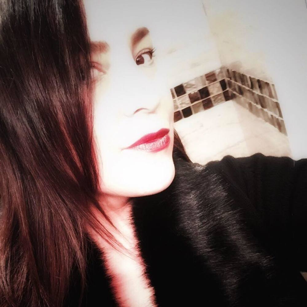 Meet your Posher, Lenore