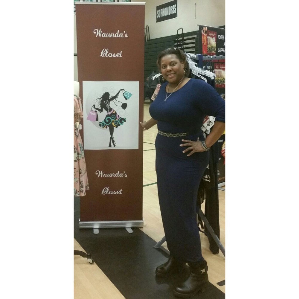 ✅PLUS SIZE CHIC BLUE MAXI DRESS - Picture 5 of 5