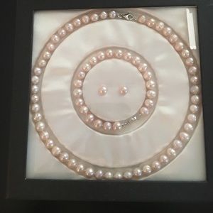 NEW Freshwater pearl set