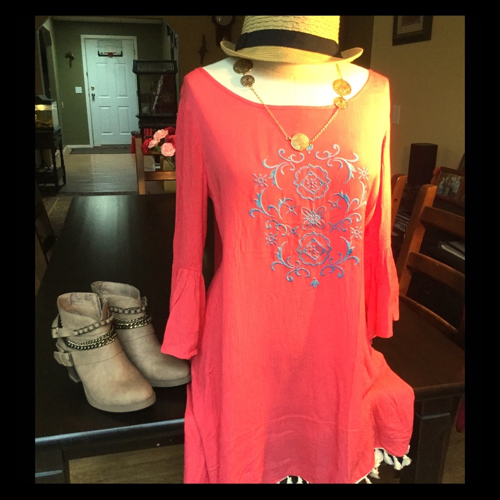 Cute boho dress!