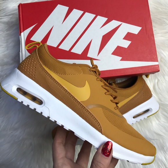 NWT Nike air max Thea 🐆 - Picture 2 of 6