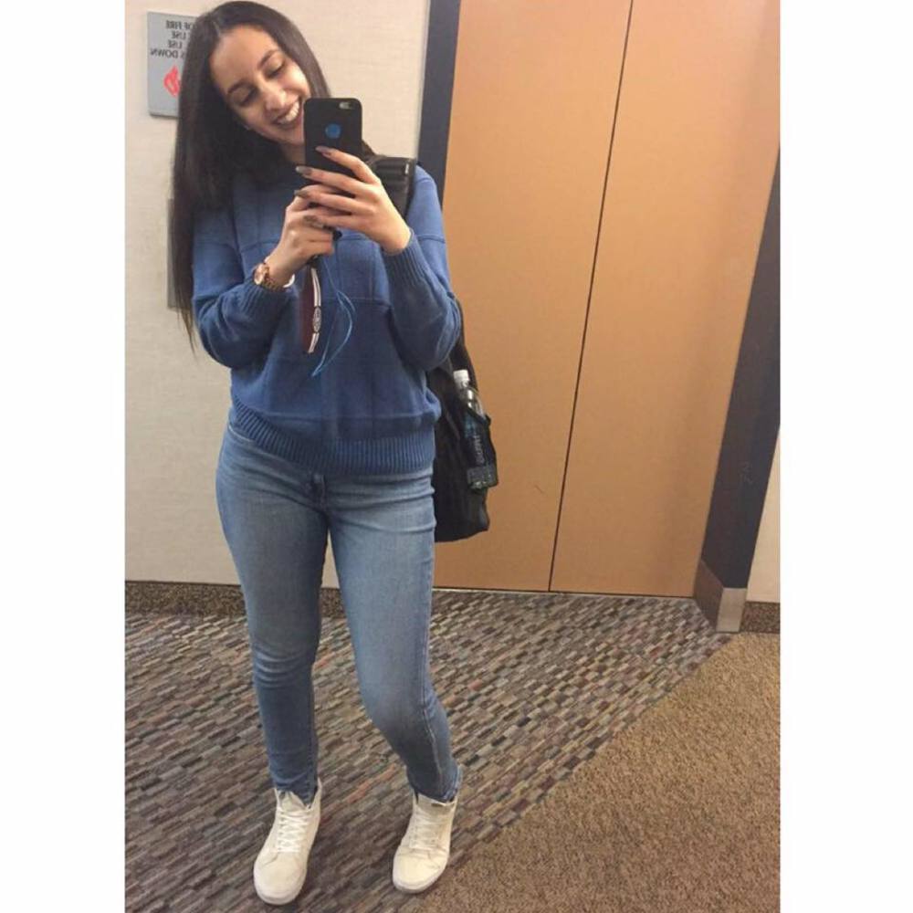 Meet your Posher, Najlaa