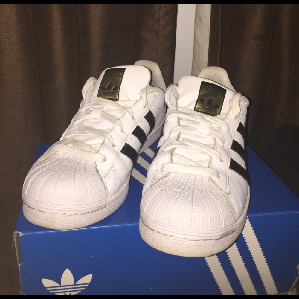 Adidas Superstar Casual Sneakers (gently worn)