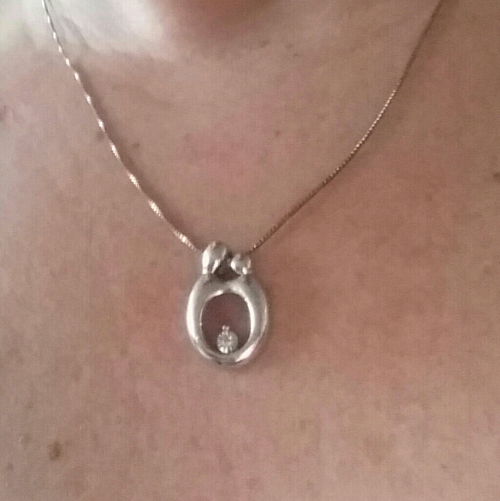 Mother/daughter diamond 14 k necklace