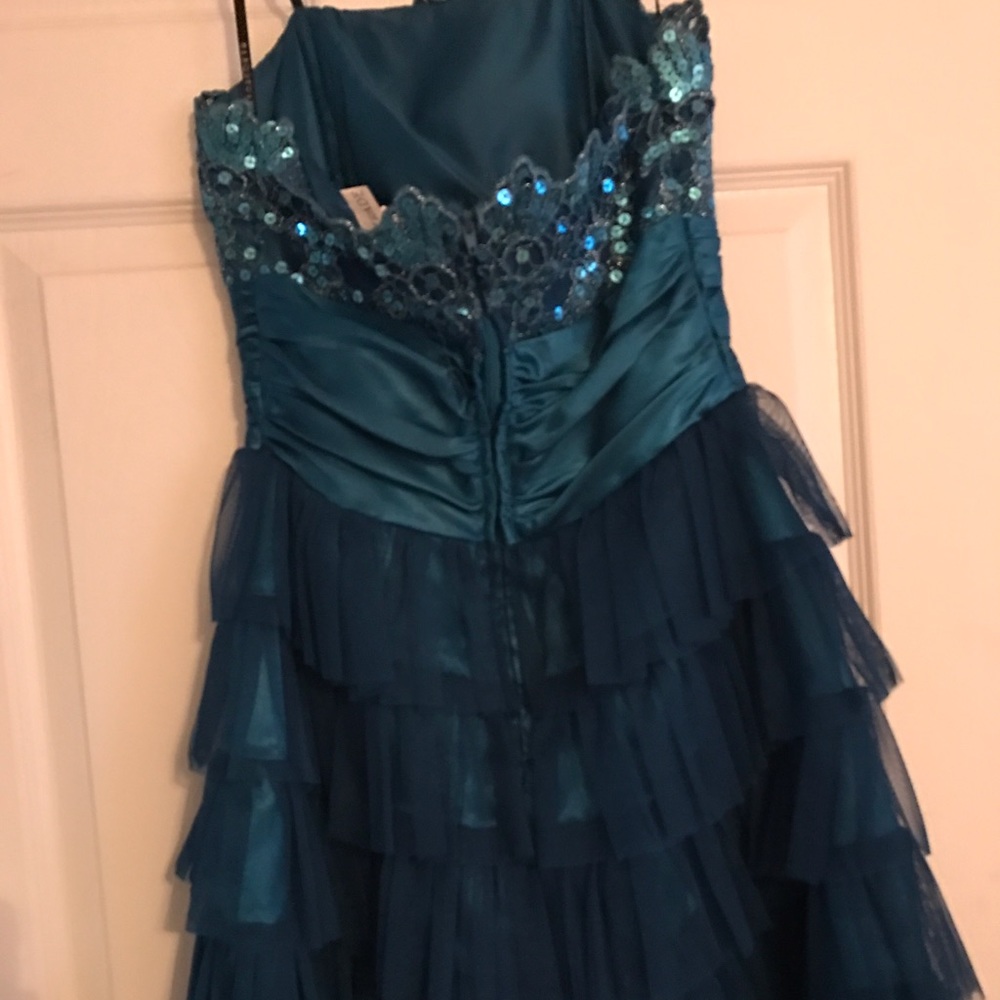 Blue Dress - Picture 4 of 4