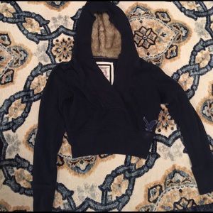 American Eagle cropped hoodie
