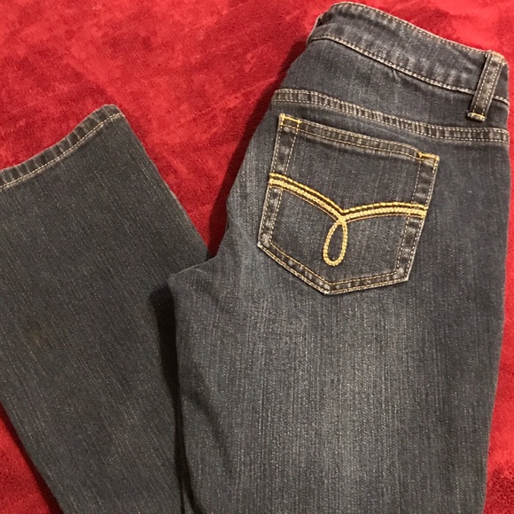 American Rag Jeans Size 1 Short Curvy Boot Cut Jeans EUC - Picture 1 of 4