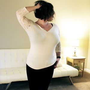 NWOT Dewitt Lace Sleeve Henley Knit Top