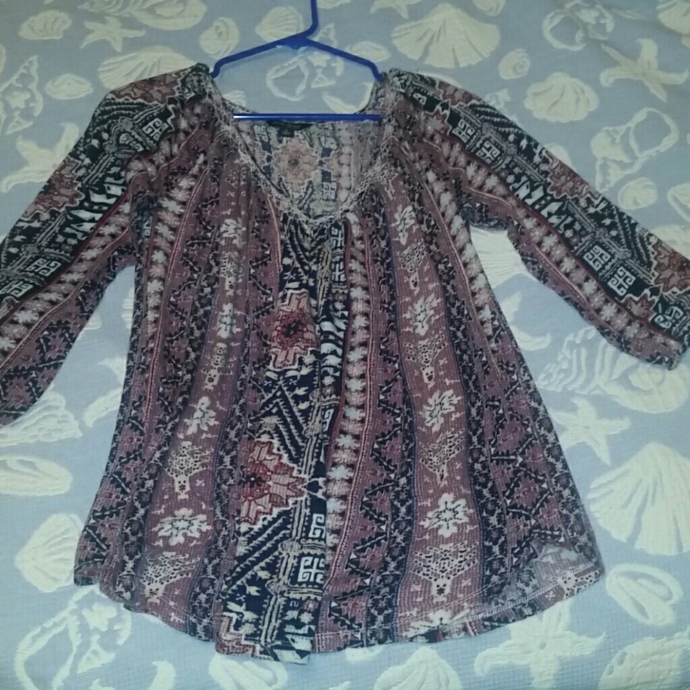 Flowy top. Size Small