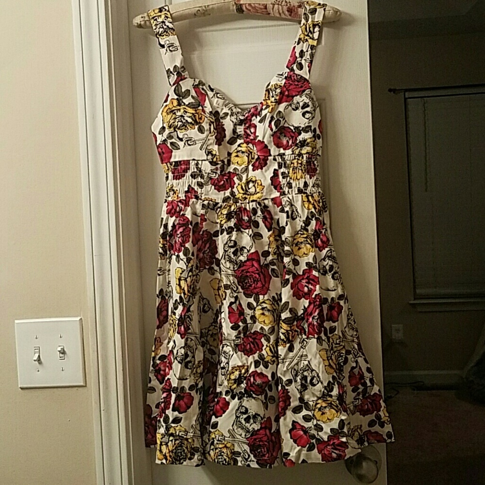 Pistol Skull and Rose Print Dress