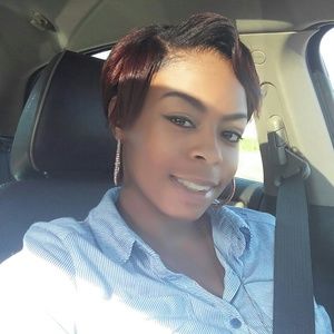 Meet your Posher, Alexandria