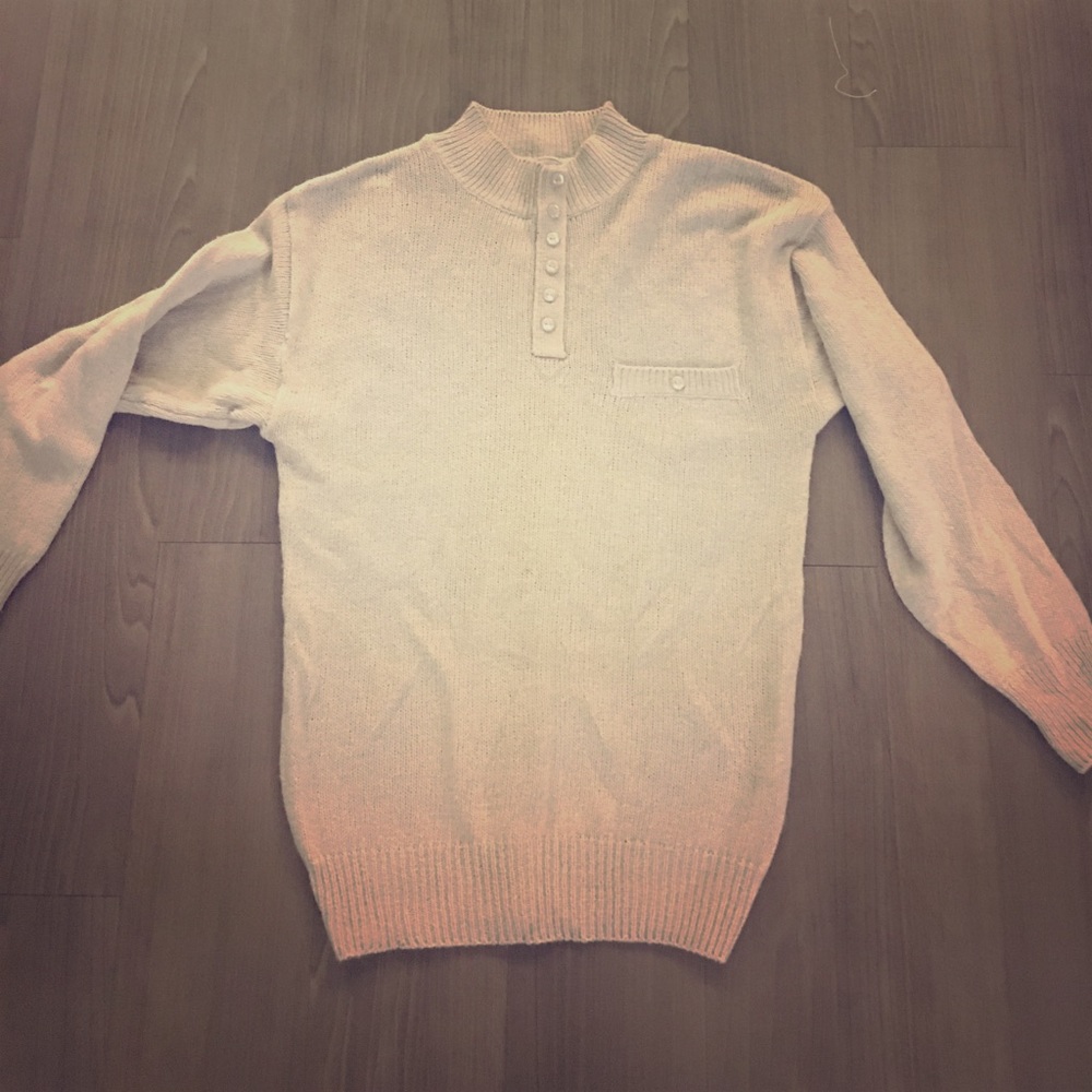 Adorable vintage unisex sweater!