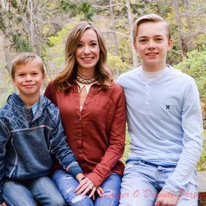 Meet your Posher, Dana