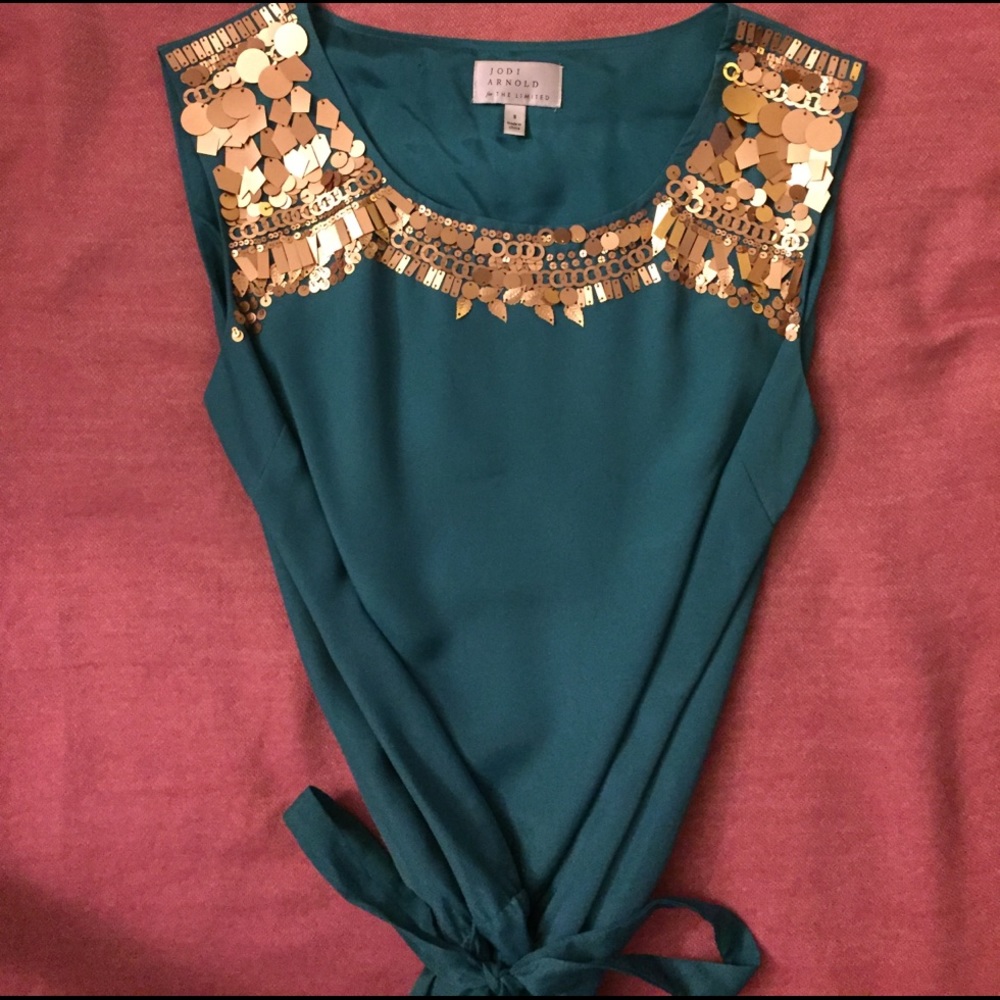 The Limited Top