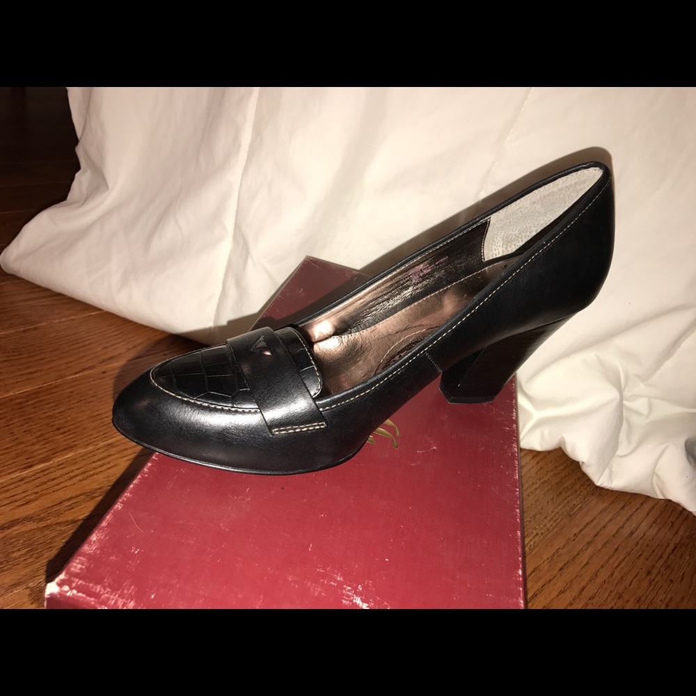 Sofft high heels