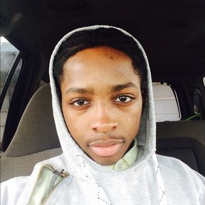 Meet your Posher, Dedrick