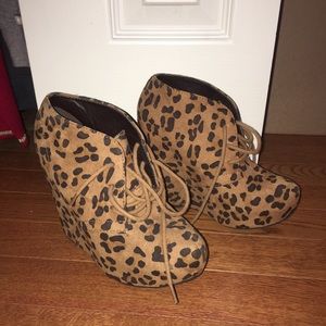 Cheetah print booties/wedges
