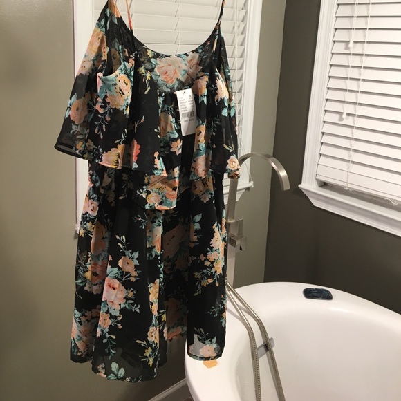 romper - Picture 3 of 3