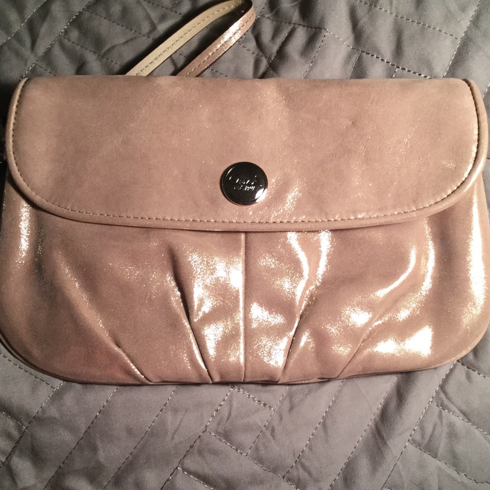 Coach wristlet NEW