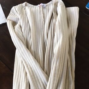 XS Lularoe cream Sarah