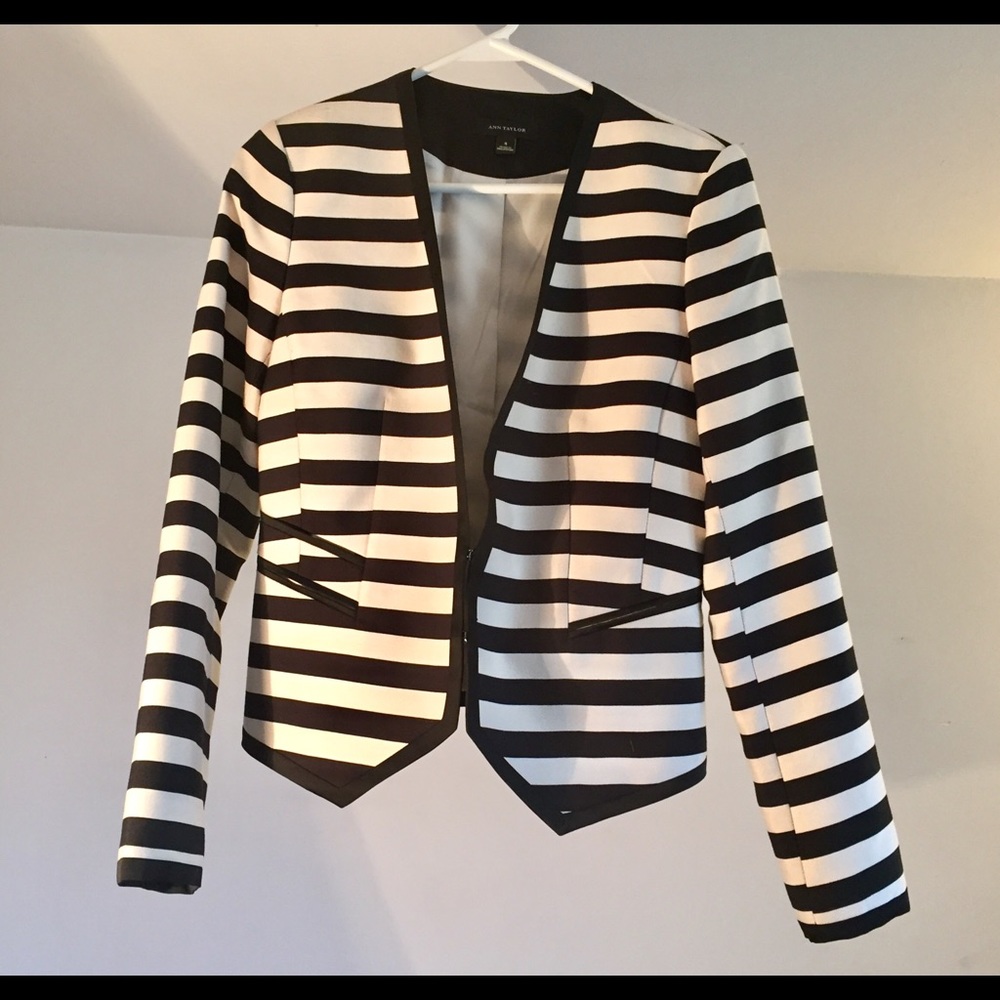 Lightweight jacket