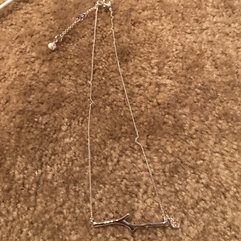 Woman's necklace