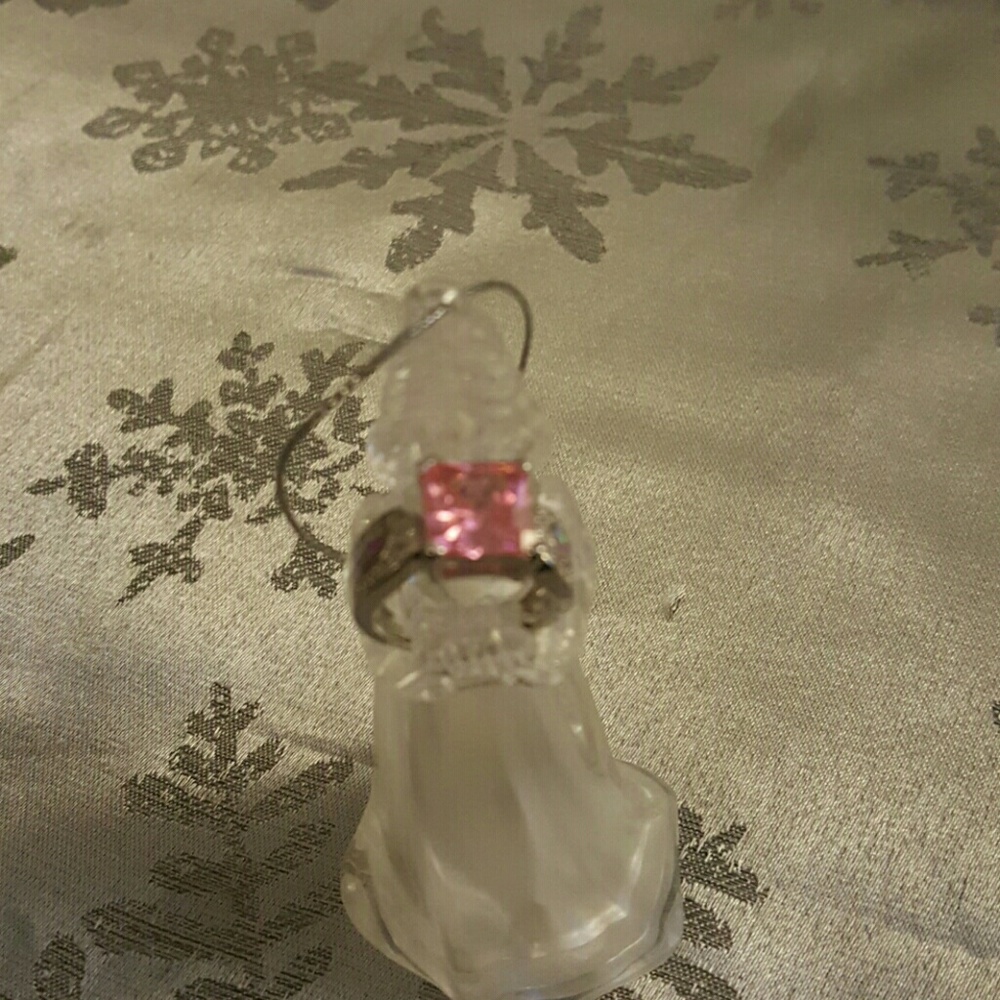 Silver ring with pink stone  💞💞  bundle and save
