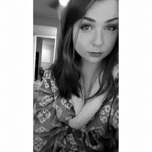 Meet your Posher, Jacqueline