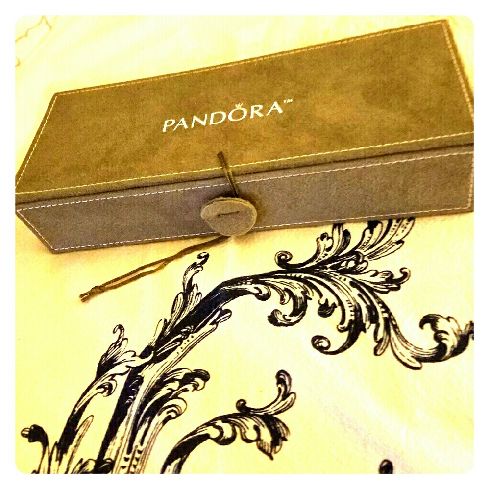 Pandora*  suede bracelet/charm keeper