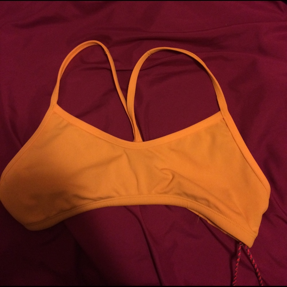 Jolyn fixed back top